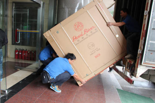 金江镇钢琴贵重工艺品无忧运